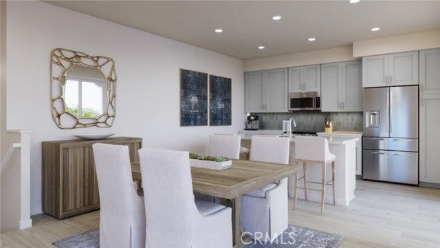 729 E. Route 66, Glendora, CA 91740