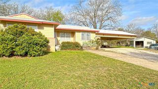 4 Picadilly Circle, Lampasas, TX 76550