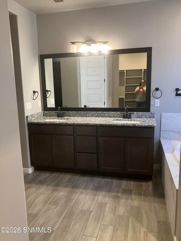 3854 San Marino Road, Las Cruces, NM 88012