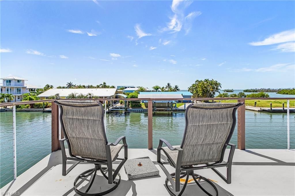 2272 York RD, ST. JAMES CITY, FL 33956 — photo 5