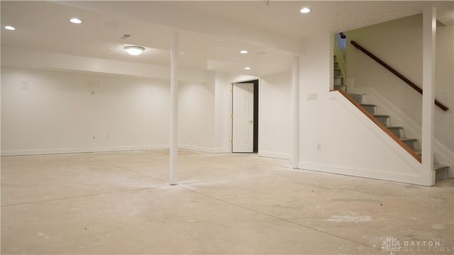 4193 Old Osprey Circle, Miamisburg, OH 45342