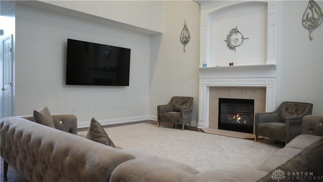 4193 Old Osprey Circle, Miamisburg, OH 45342