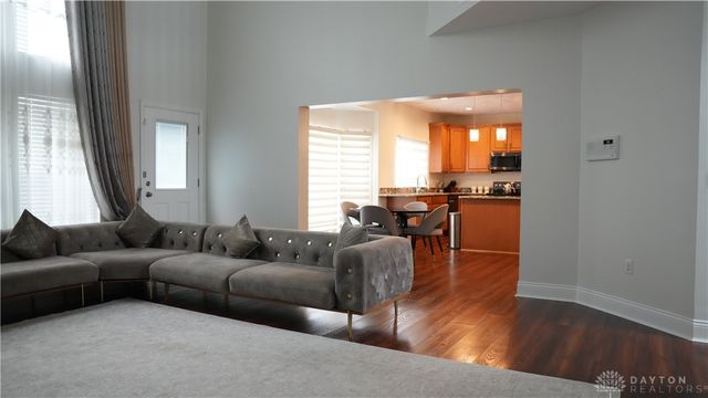 4193 Old Osprey Circle, Miamisburg, OH 45342