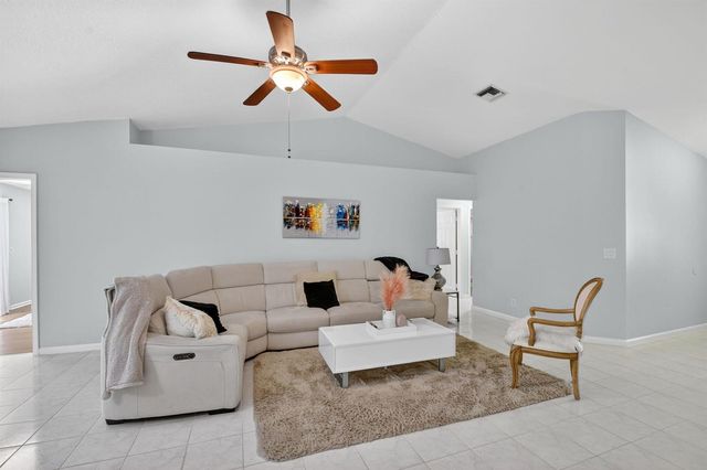 1080 Salmon Isle, Greenacres, FL 33413