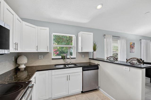 1080 Salmon Isle, Greenacres, FL 33413