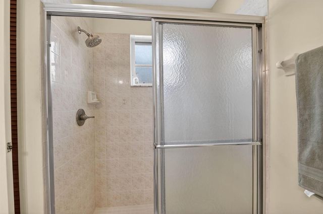 1080 Salmon Isle, Greenacres, FL 33413