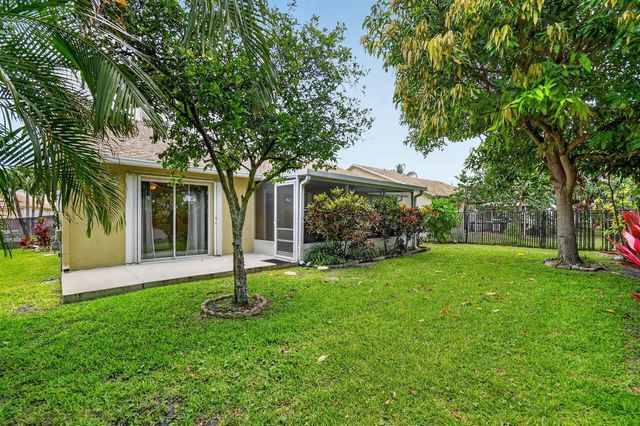1080 Salmon Isle, Greenacres, FL 33413