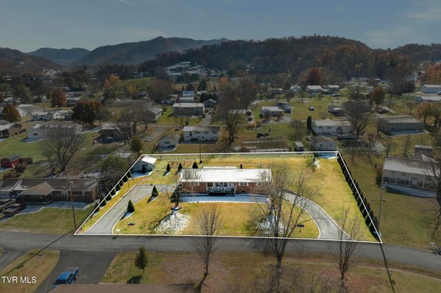 133 Bishop Circle, Elizabethton, TN 37643