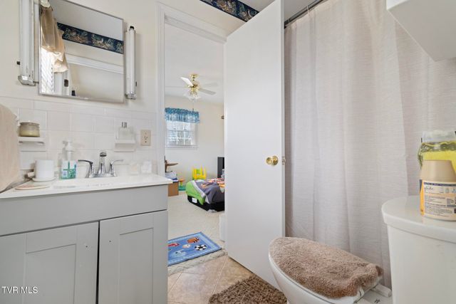 133 Bishop Circle, Elizabethton, TN 37643