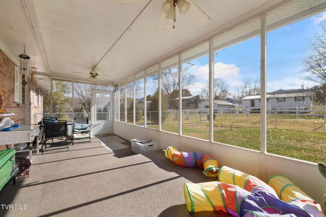 133 Bishop Circle, Elizabethton, TN 37643