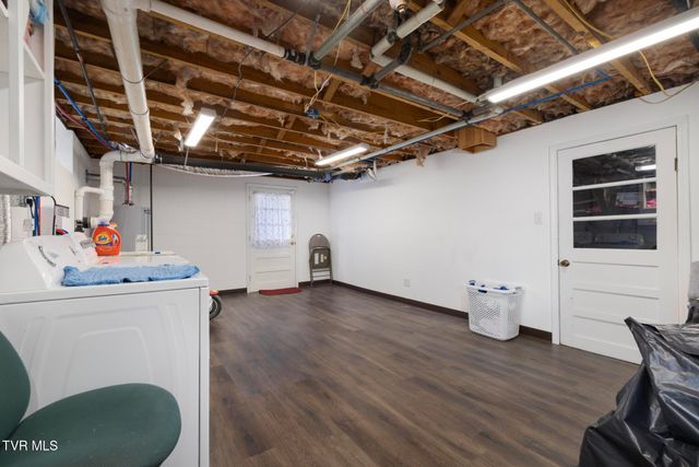 133 Bishop Circle, Elizabethton, TN 37643