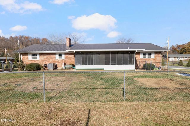 133 Bishop Circle, Elizabethton, TN 37643