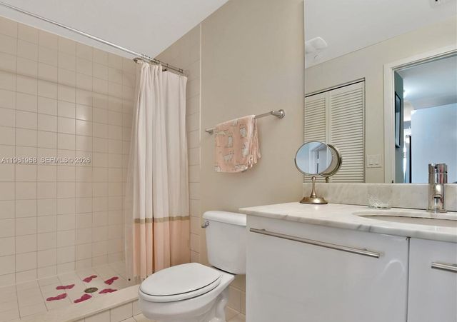 888 Biscayne Blvd 1904, Miami, FL 33132