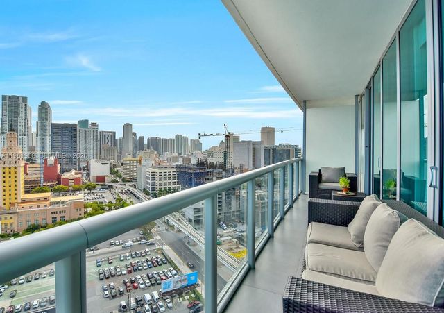 888 Biscayne Blvd 1904, Miami, FL 33132