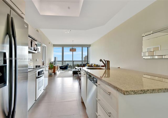 888 Biscayne Blvd 1904, Miami, FL 33132