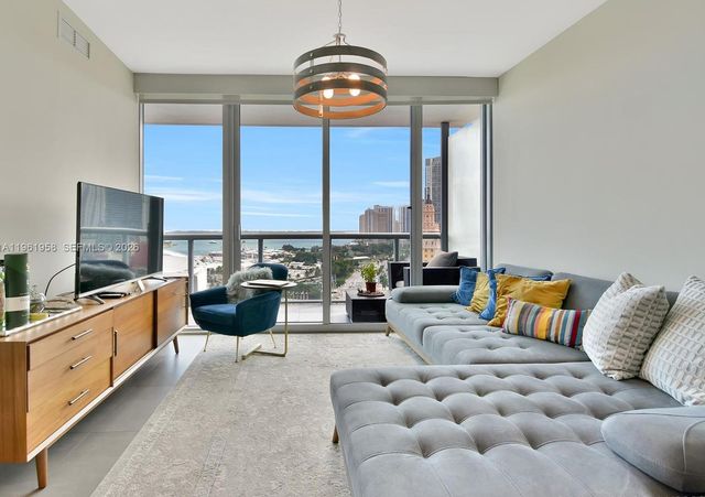 888 Biscayne Blvd 1904, Miami, FL 33132