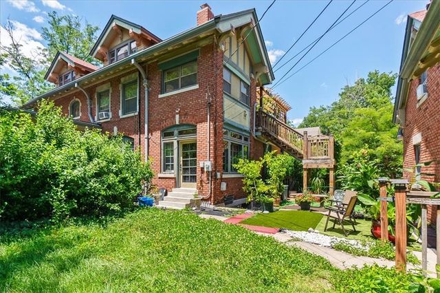 3601 Charlotte Street, Kansas City, MO 64109