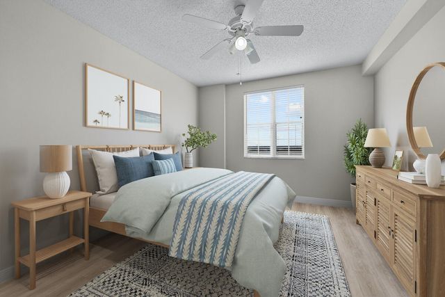 616 Clearwater Park Road 1106, West Palm Beach, FL 33401