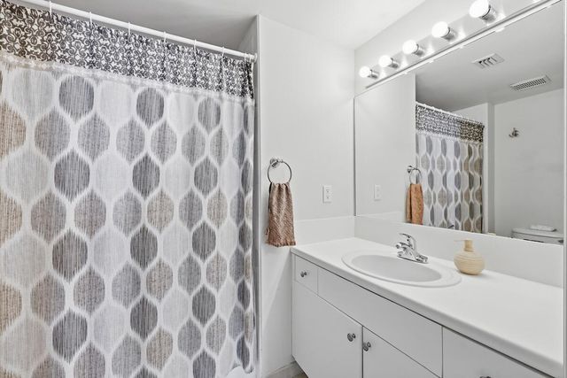 616 Clearwater Park Road 1106, West Palm Beach, FL 33401