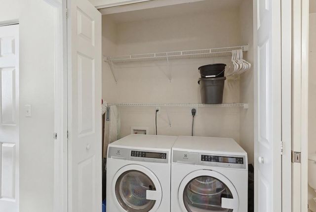 616 Clearwater Park Road 1106, West Palm Beach, FL 33401