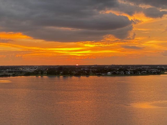 616 Clearwater Park Road 1106, West Palm Beach, FL 33401