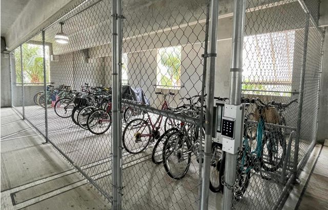 616 Clearwater Park Road 1106, West Palm Beach, FL 33401