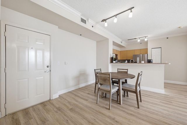 616 Clearwater Park Road 1106, West Palm Beach, FL 33401