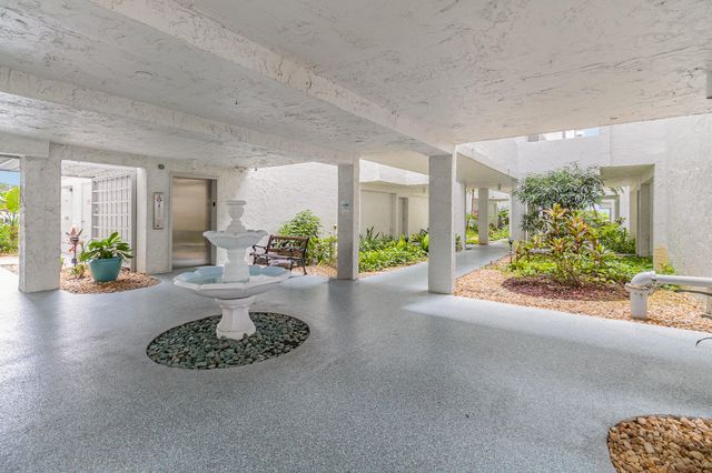 5011 Dixie Highway NE 210, Palm Bay, FL 32905