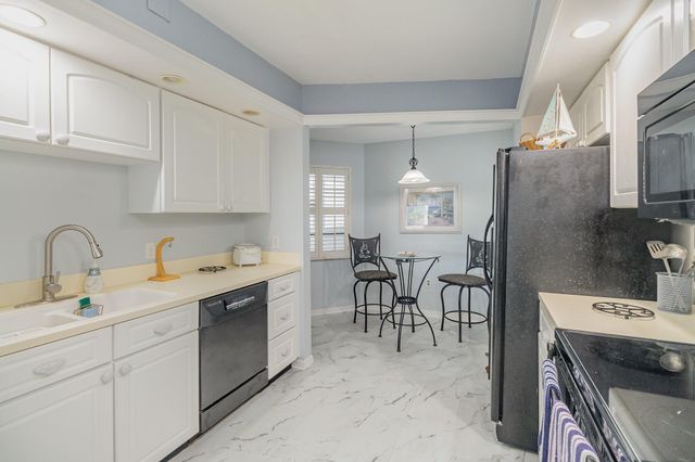 5011 Dixie Highway NE 210, Palm Bay, FL 32905