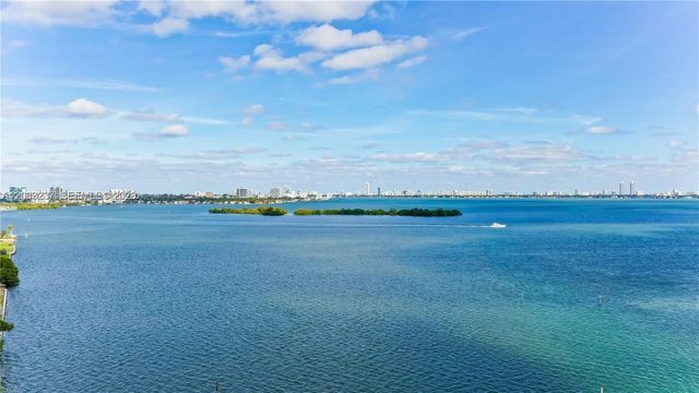 770 NE 69th St 5D, Miami, FL 33138