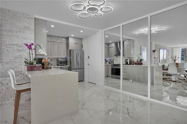 770 NE 69th St 5D, Miami, FL 33138
