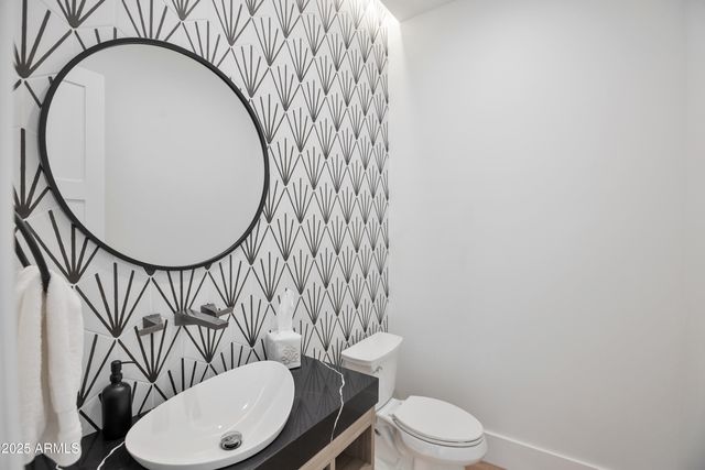 6528 E 2ND Street, Scottsdale, AZ 85251