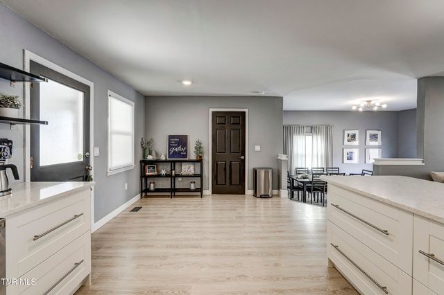 500 Sunnyvale Drive, Johnson City, TN 37601