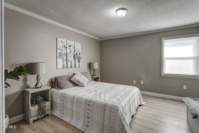 500 Sunnyvale Drive, Johnson City, TN 37601