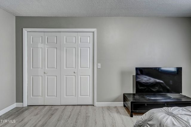 500 Sunnyvale Drive, Johnson City, TN 37601