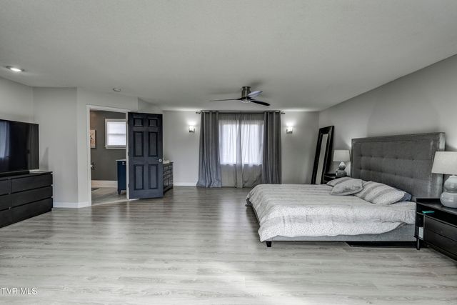 500 Sunnyvale Drive, Johnson City, TN 37601