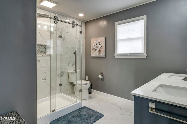 500 Sunnyvale Drive, Johnson City, TN 37601