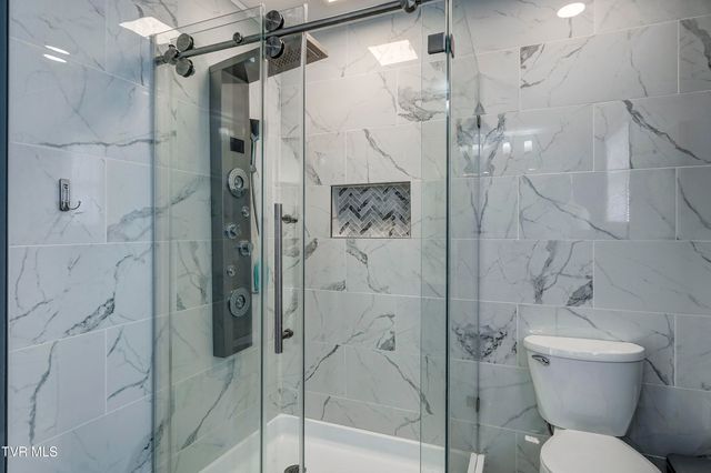 500 Sunnyvale Drive, Johnson City, TN 37601