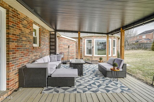 500 Sunnyvale Drive, Johnson City, TN 37601