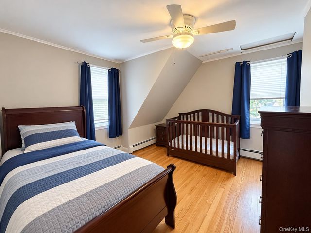 88 West Boulevard, East Rockaway, NY 11518