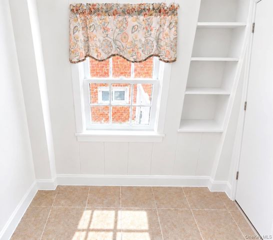 88 West Boulevard, East Rockaway, NY 11518