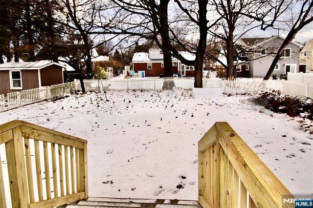 5-24 Summit Avenue, Fair Lawn, NJ 07410