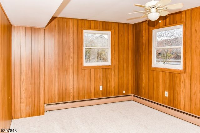 213 Otterhole Rd, West Milford Twp., NJ 07480