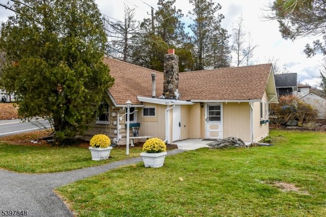 213 Otterhole Rd, West Milford Twp., NJ 07480