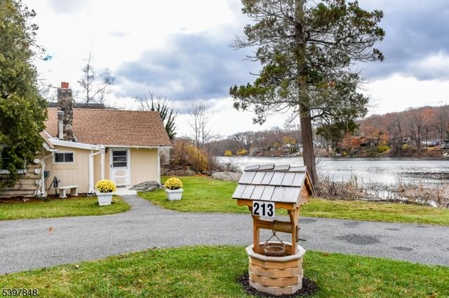 213 Otterhole Rd, West Milford Twp., NJ 07480