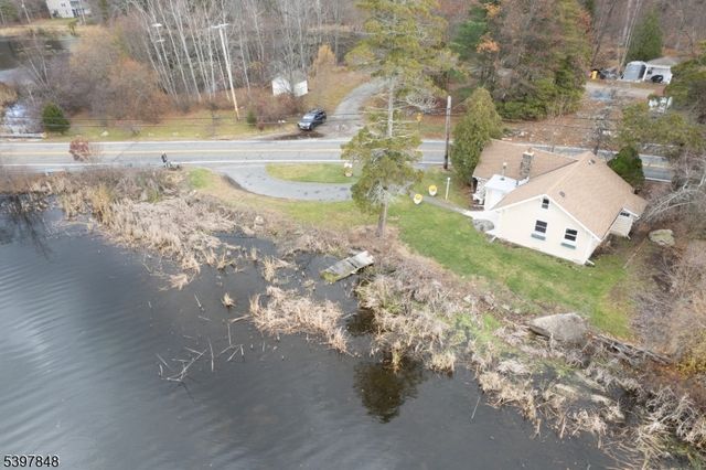 213 Otterhole Rd, West Milford Twp., NJ 07480