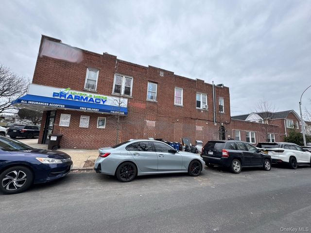 7617 Myrtle Avenue, Glendale, NY 11385