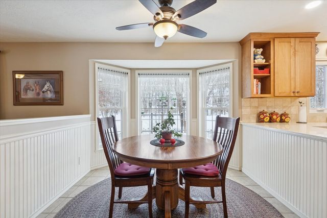 10906 HAMBORG Road, Roscoe, IL 61073