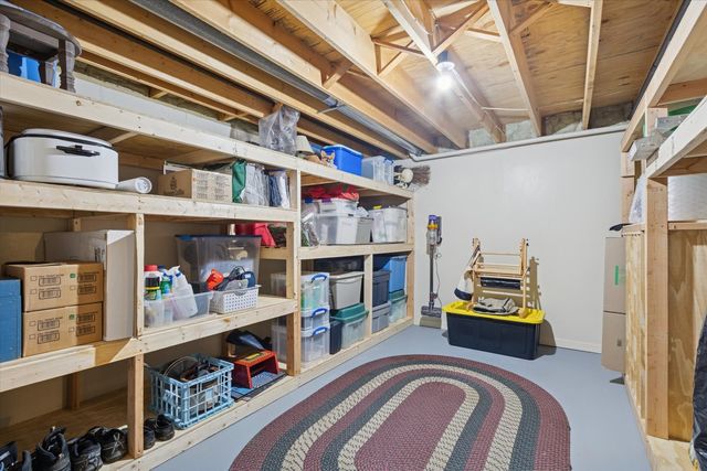 10906 HAMBORG Road, Roscoe, IL 61073