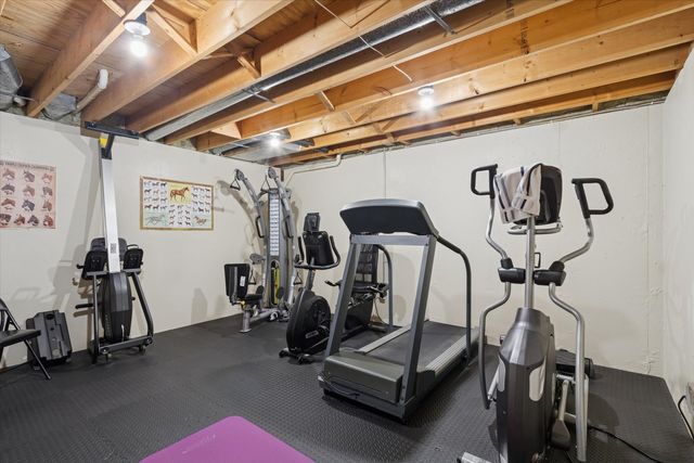 10906 HAMBORG Road, Roscoe, IL 61073